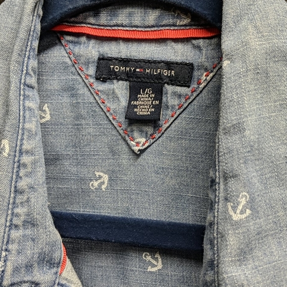 ⚓🌊Tommy Hilfiger denim chambray 3/4 sleeve large - Picture 2 of 4